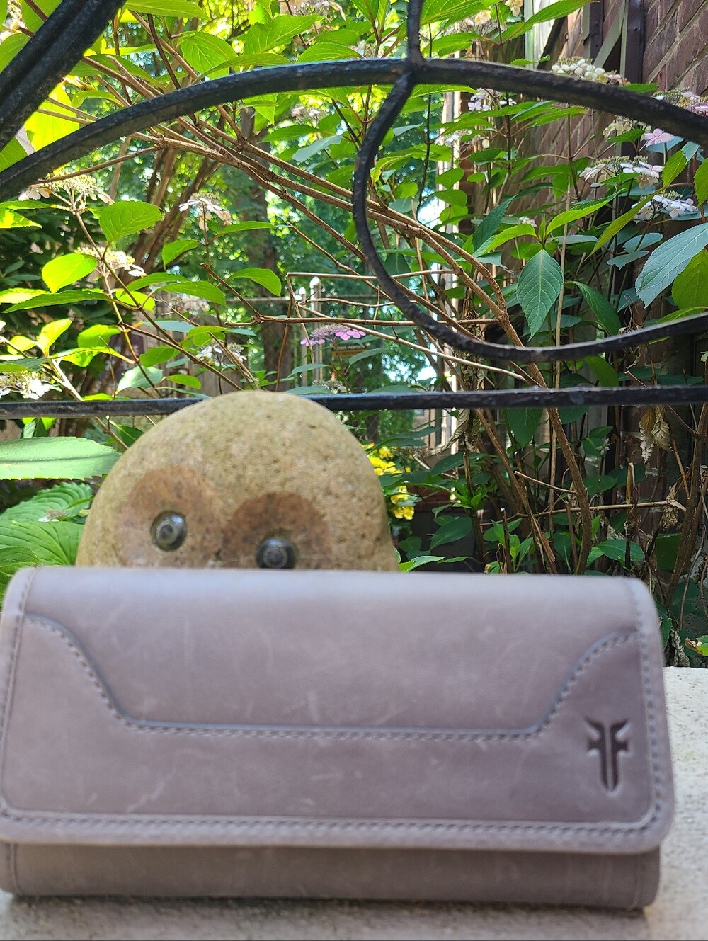 Frye Melissa Snap Closure Wallet Shadow Gray